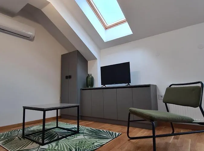 Apartman New Now Living